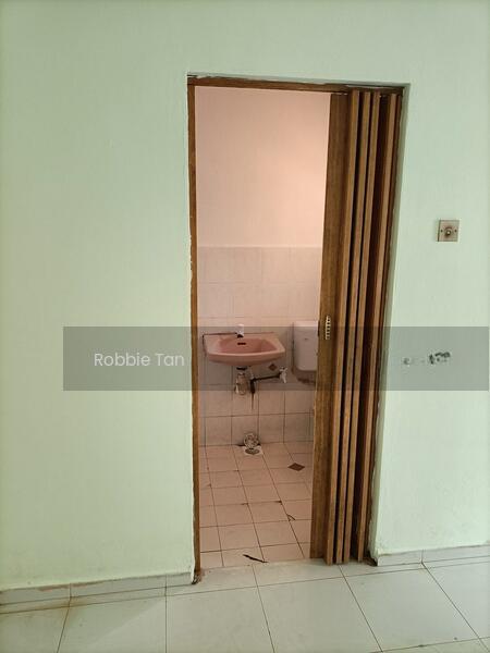 Lily & Jasmine Apartment - 3