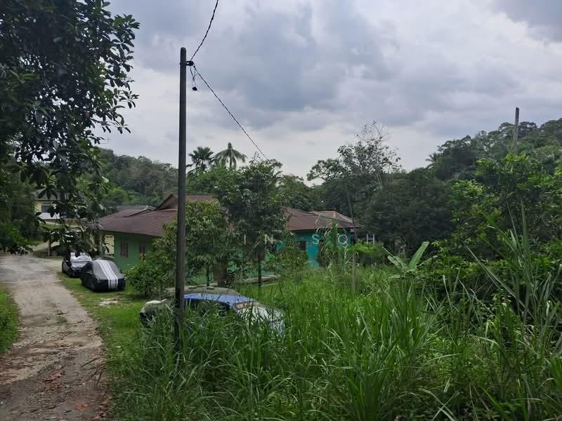 Kampung Tengah Sungai Merab - 5