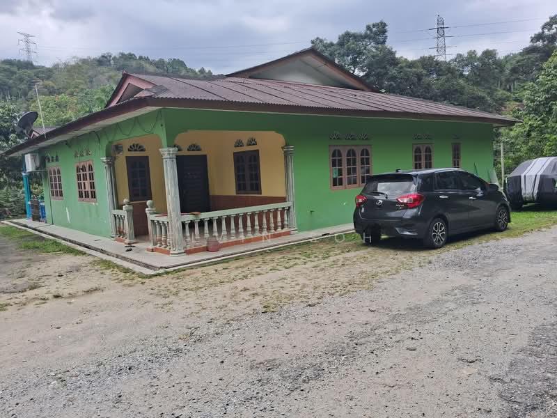 Kampung Tengah Sungai Merab - 3