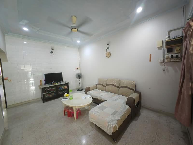 First Garden Single Storey Terrace House Fully Extended For Sale - 4