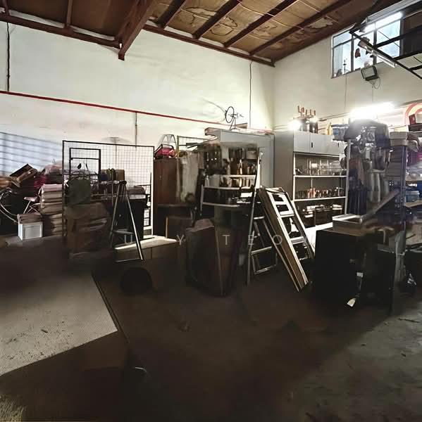 Seelong - 1.5 Storey Terrace Factory (Intermediate Lot) for Sale - 2