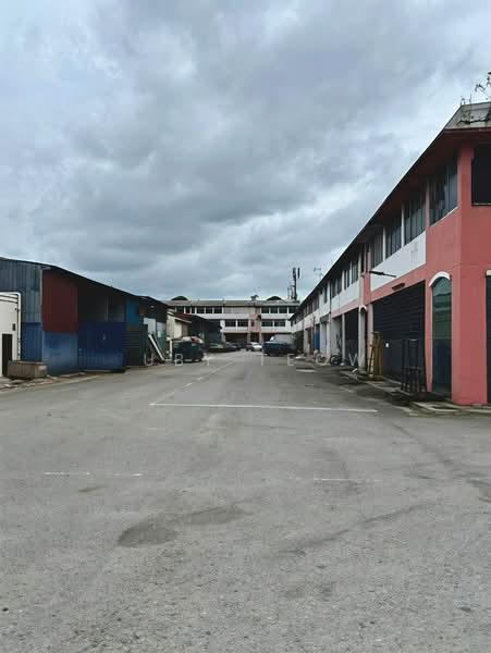 Seelong - 1.5 Storey Terrace Factory (Intermediate Lot) for Sale - 4