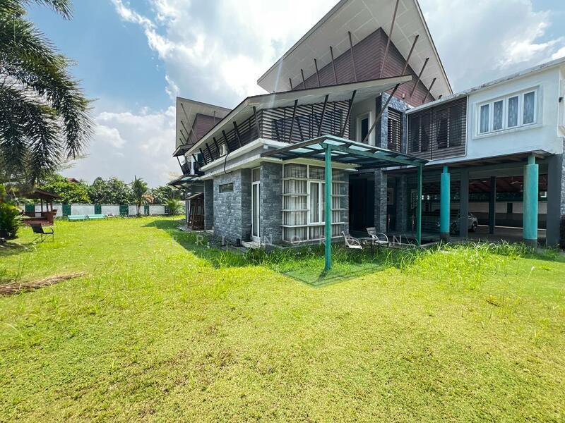 Jalan Titian Bukit Jelutong - 4