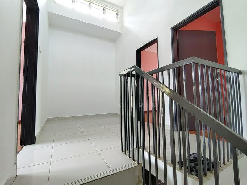 Bandar Puncak Alam - 4