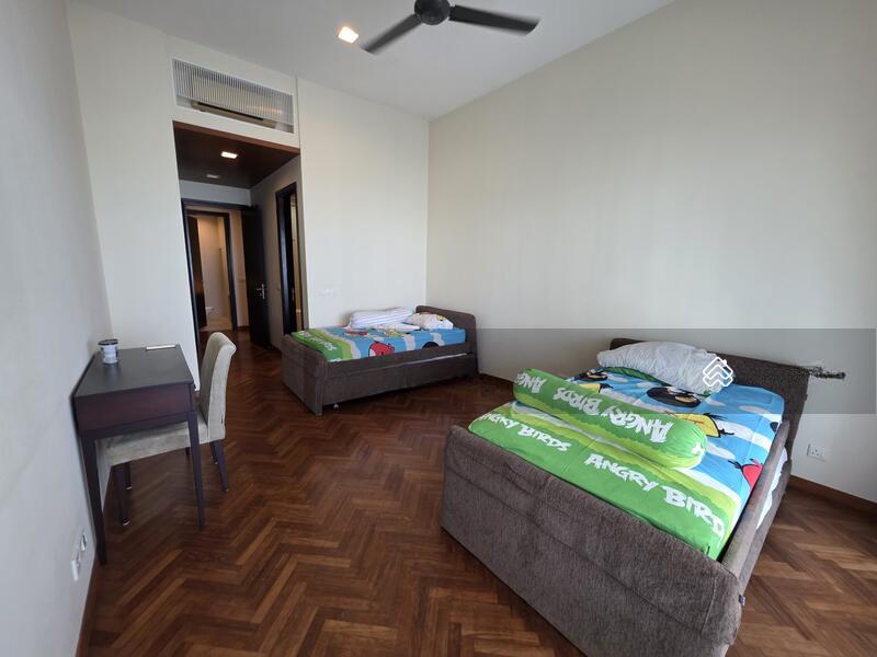 Straits Quay (The Suites at Waterside) - 4