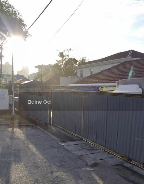 Jalan Hamilton Bungalow - 2