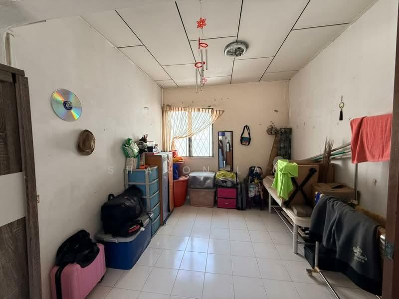 Taman Daya - Jalan Nipah 11, 12 - 4