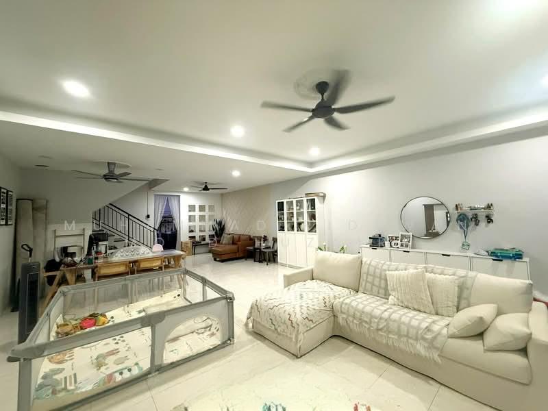 Bandar Nusaputra - 3