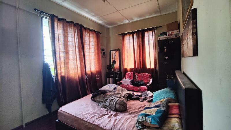Jalan nanas barat - 2