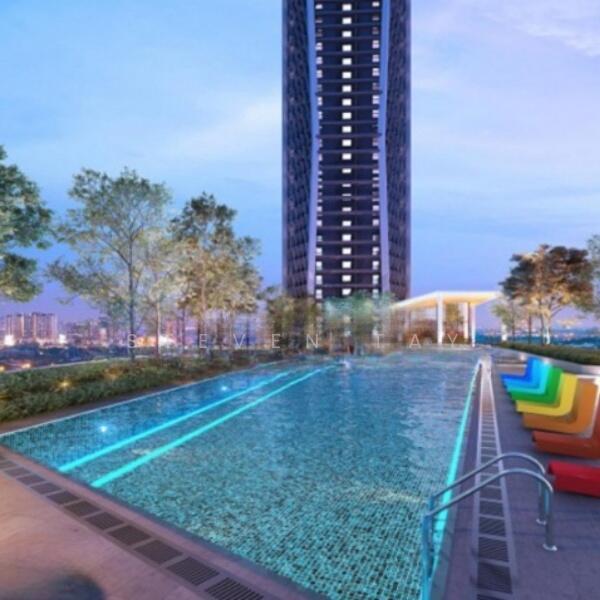 YOLO Signature Suites - 3