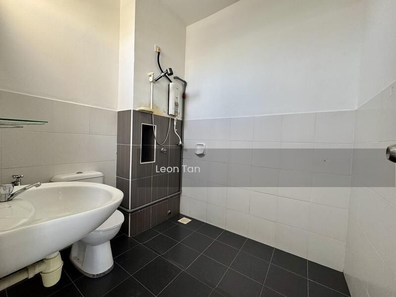 Setia Tropika Setia Tropika Setias Tropikas - 2