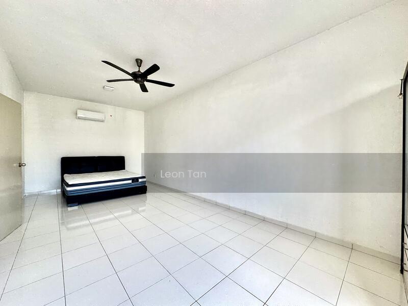 Setia Tropika Setia Tropika Setias Tropikas - 4