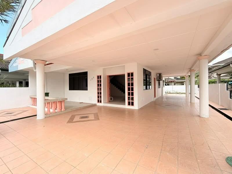 Jalan Kempas, Kuching - 1