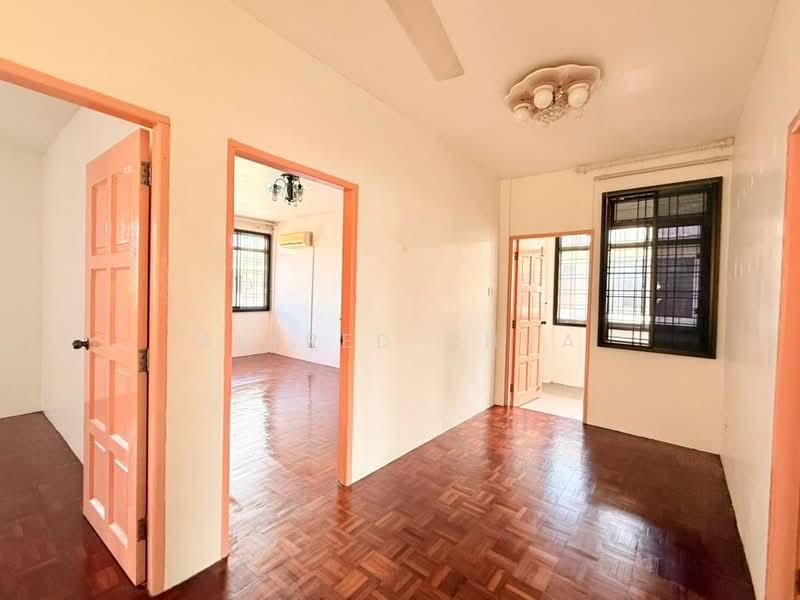 Jalan Kempas, Kuching - 4