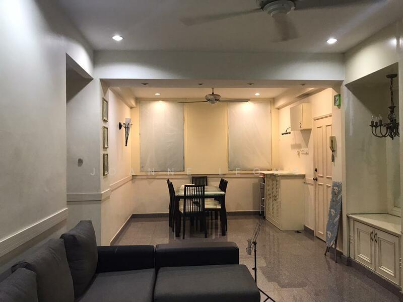 Evergreen Park Acorn & Hazel - 2