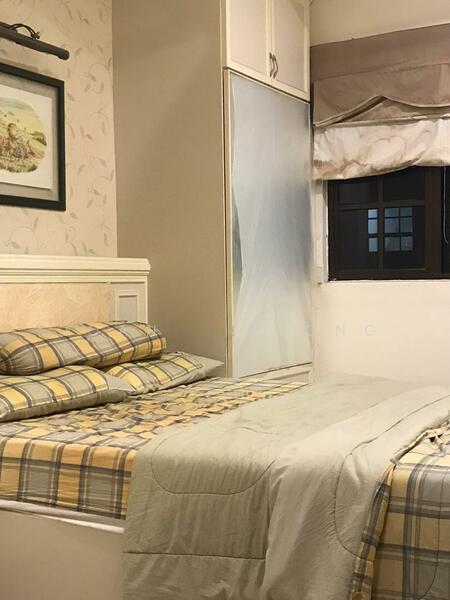 Evergreen Park Acorn & Hazel - 3