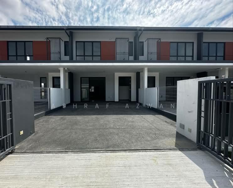 Bandar Bukit Raja : Casira 3 - 1