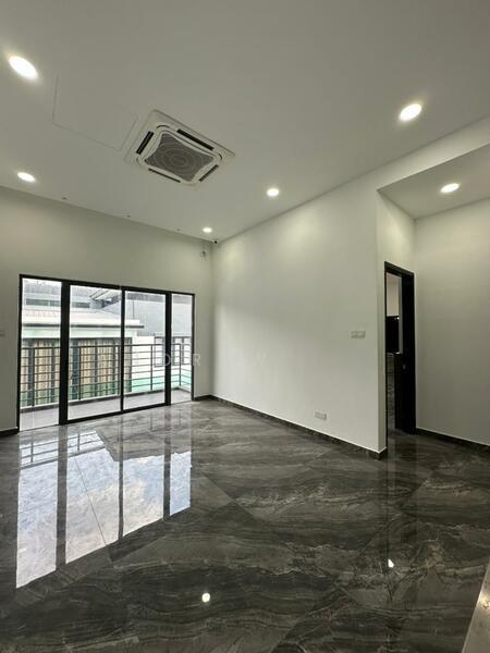 Mahkota Cheras - 3