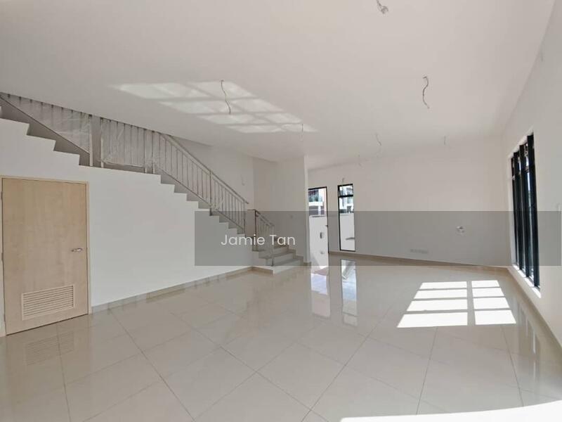 Mount Austin Mounts Austins - 1