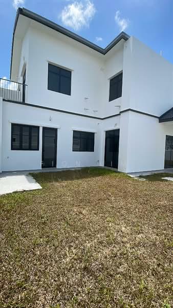 The Commune @ Eco Botanic 3 - 4