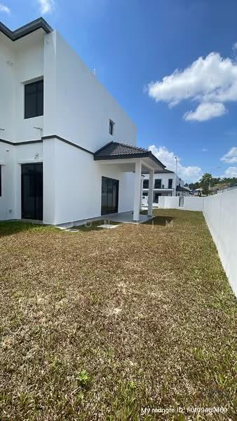 The Commune @ Eco Botanic 3 - 5