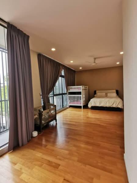 Noble Park Grand Pool Villas East Ledang - 3