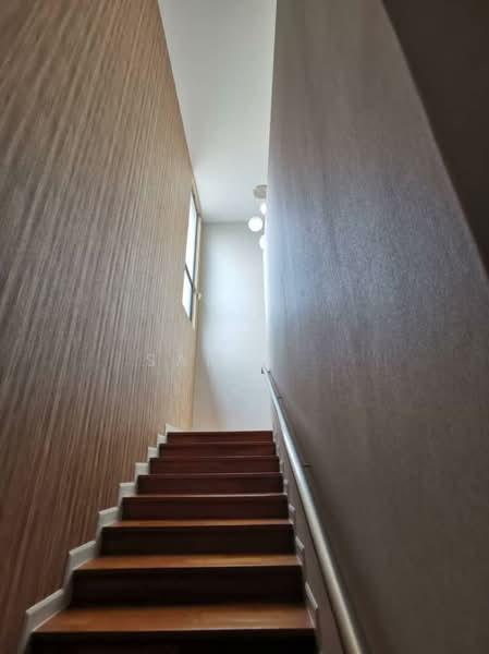 Noble Park Grand Pool Villas East Ledang - 2