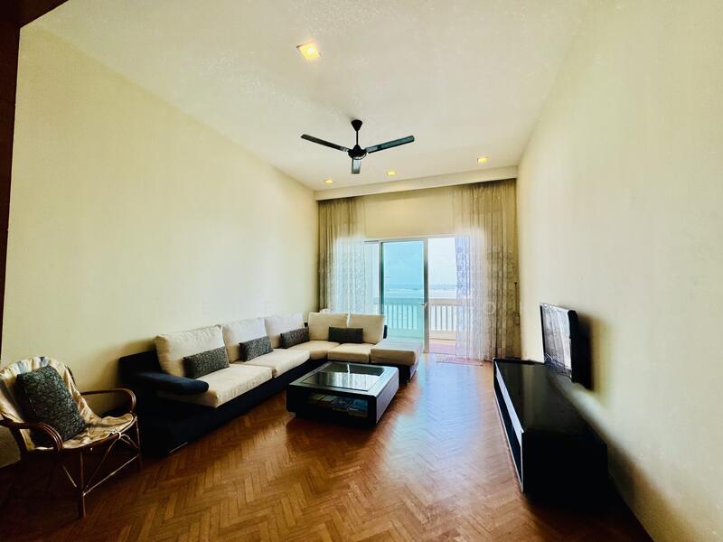 Straits Quay (The Suites at Waterside) - 1