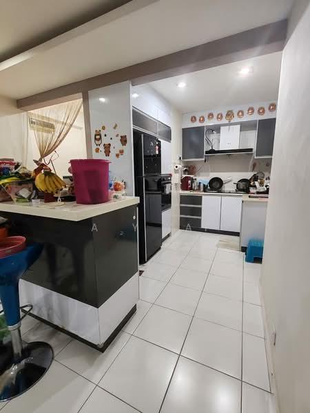 First Residence (Residensi Unggul) - 3