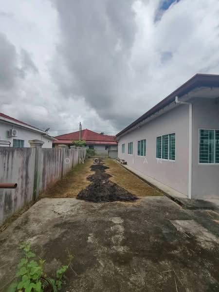 Kota Samarahan Single Storey Corner - 2