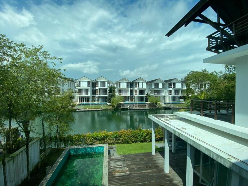 Emerald Bay @ Puteri Harbour - 4