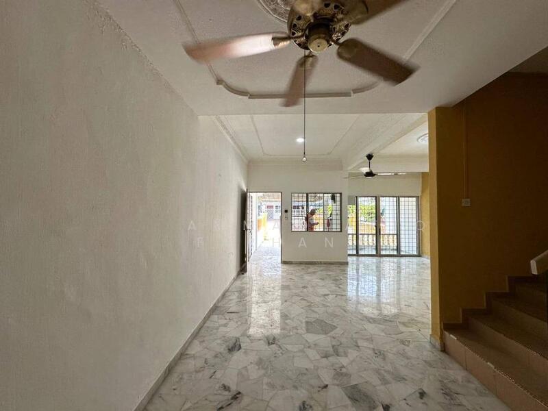 Taman Kluang Barat - 2
