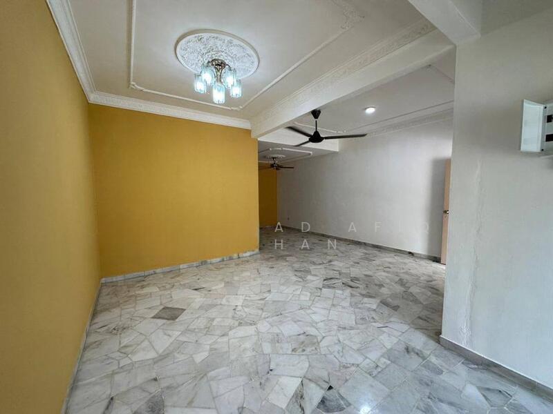 Taman Kluang Barat - 5