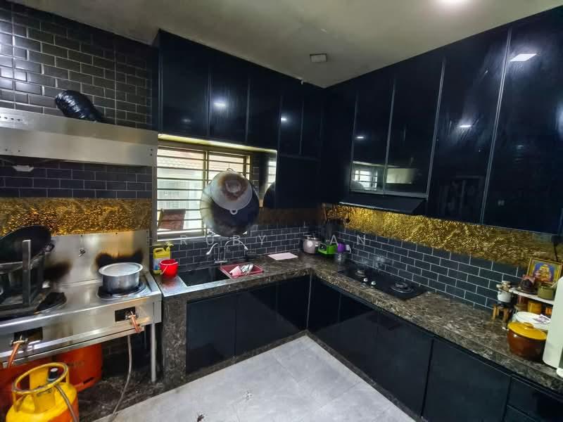 Taman Kempas Indah - 4