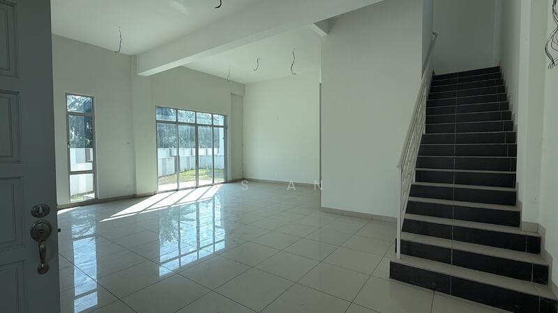 Royale Heights @ Taman Lembah Indah - 1