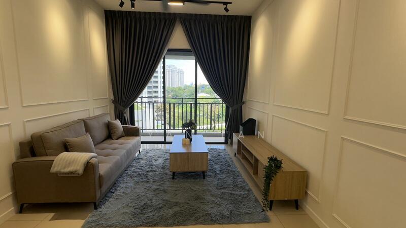 Savvy @ Riana Dutamas - 1