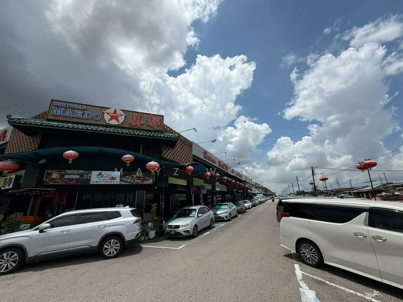 jalan Perwira 2, Taman Ungku Tun Aminah - 2