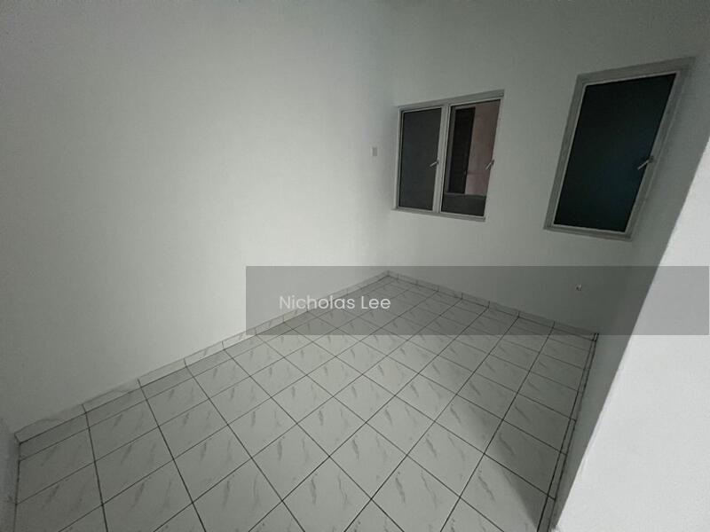 Sky Garden Residences - 5