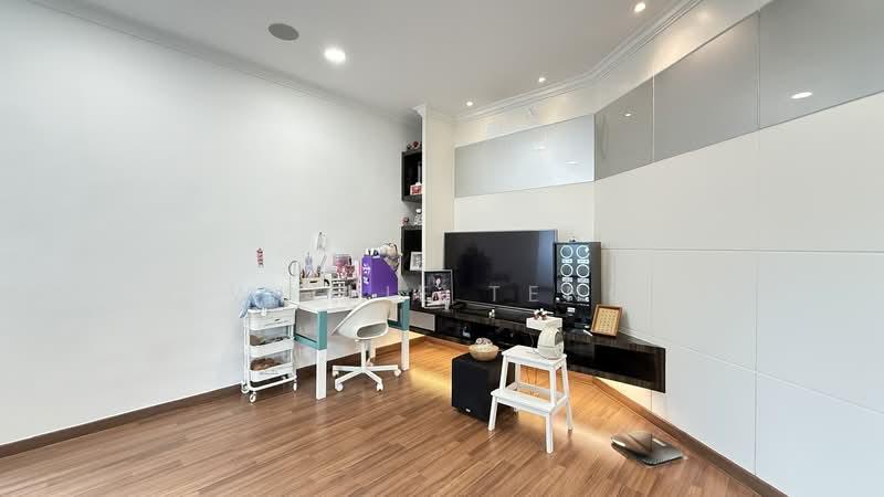 Beverly Heights - 4