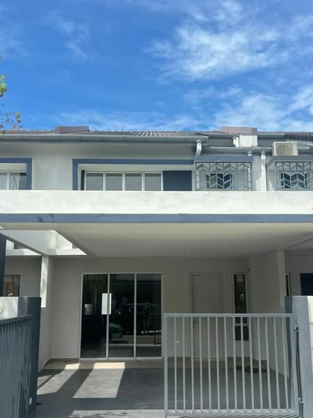 Bandar Ainsdale : Anggun - 1