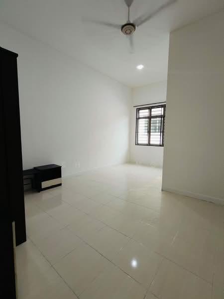 Taman Kempas Utama - 5