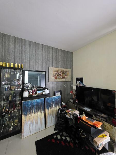 Platinum Hill PV 2 - 4