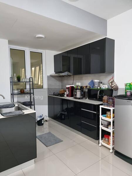 Impiana On The Waterfront Condominium - 2