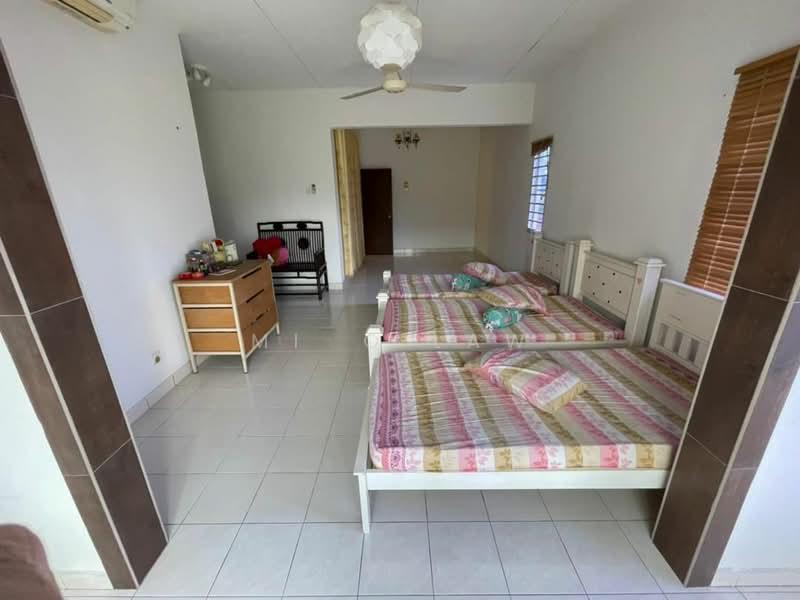 Taman Sungai Sering - 1