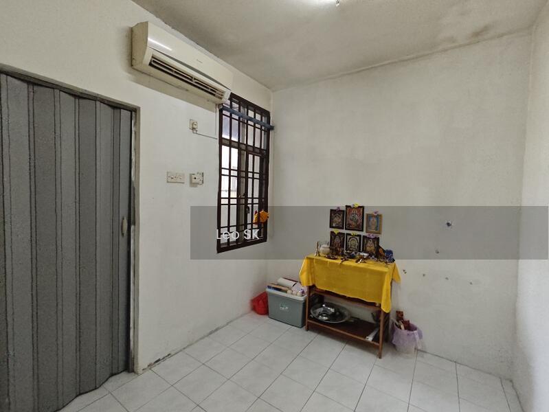 Summer Park Townhouse @ Seri Alam - 5