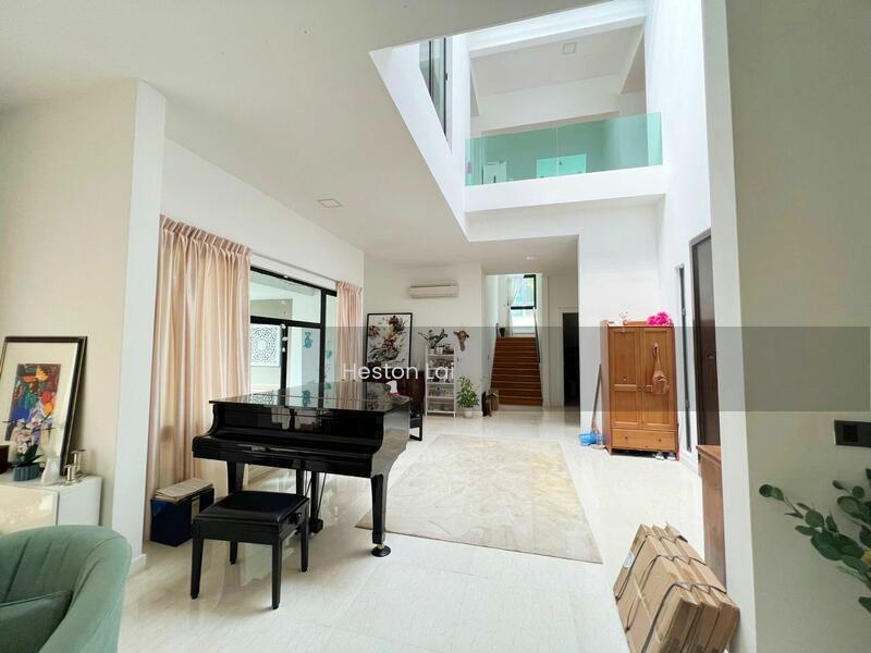 Noble Park Grand Pool Villas East Ledang - 4