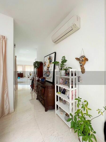 Noble Park Grand Pool Villas East Ledang - 5