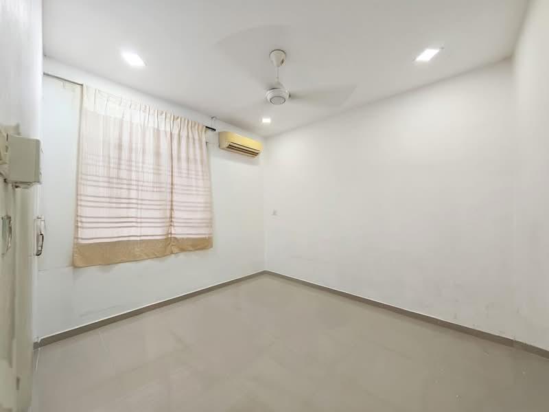 Johor Jaya Johors Jayas - 4