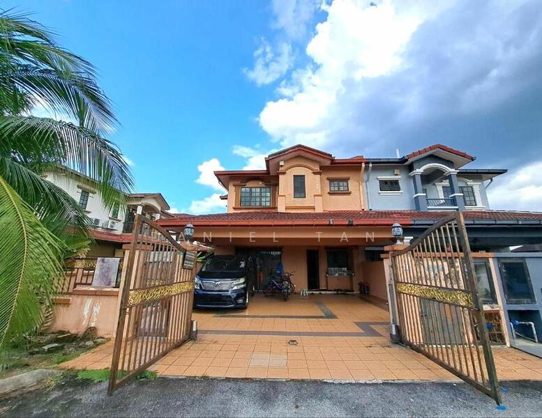 Double Storey Semi-D Taming Maju Balakong Cheras - 2