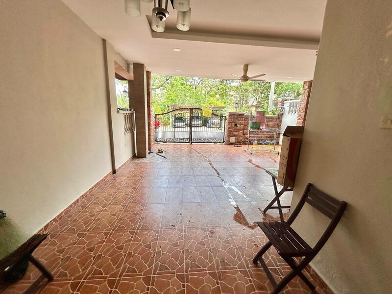 Ukay Perdana (UP4) - 4